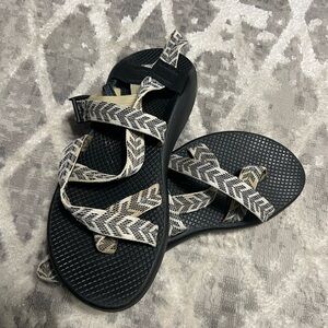 Chaco Black and Cream Patterned Sandals